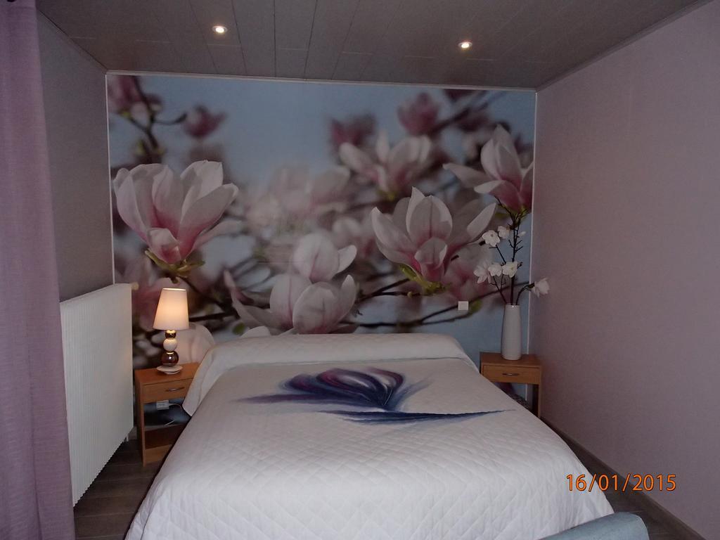 Le P'Tit Bonheur Bed and Breakfast Chilly-sur-Salins Εξωτερικό φωτογραφία