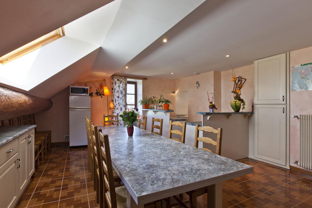 Le P'Tit Bonheur Bed and Breakfast Chilly-sur-Salins Εξωτερικό φωτογραφία